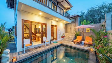 Front of property – evening/night