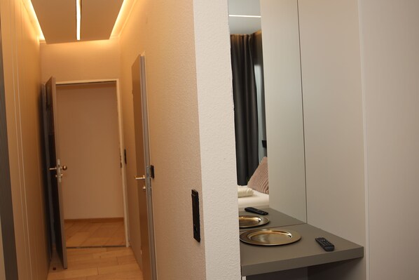 1 bedroom, Internet, wheelchair access - Serene Haven in Bad Salzuflen, Germany - Your Perfect Getaway (Bad Salzuflen)