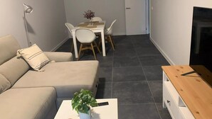 Living room - Lovely Holiday Home in Marbella With Shared Pool (Marbella)