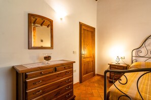 Comfort House, 2 Bedrooms | 7 bedrooms, individually furnished, bed sheets - Authentic Farmhouse in Castiglion Fiorentino With Organic Wines (Castiglion Fiorentino)