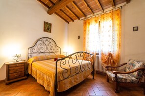 Comfort House, 2 Bedrooms | 7 bedrooms, individually furnished, bed sheets - Authentic Farmhouse in Castiglion Fiorentino With Organic Wines (Castiglion Fiorentino)