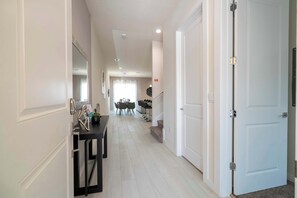 Interior - Luxury 3BR home with Mario Bros Room Near Disney (Kissimmee)