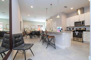 Interior - Modern Chic Home, Mickey and Toy Story Rooms (Kissimmee)