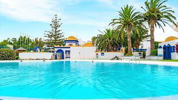 Comfort House, 2 Bedrooms | Pool | Outdoor pool