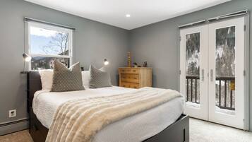 2 chambres, fer et planche à repasser, Wi-Fi gratuit, draps fournis