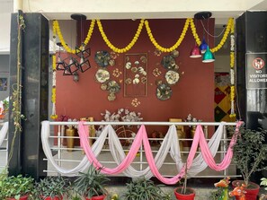 Front of property - Lord Buddha Guest House (Gorakhpur)