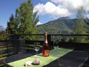 Comfort Chalet, 5 Bedrooms | Interior detail - Chalet in the Wilder Kaiser ski Area in Tyrol (Woergl)