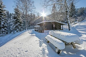 Comfort Chalet, 5 Bedrooms | Garden - Chalet in the Wilder Kaiser ski Area in Tyrol (Woergl)