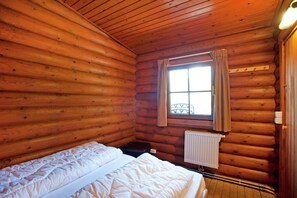 7 bedrooms, individually furnished, bed sheets - Chalet in the Wilder Kaiser ski Area in Tyrol (Woergl)