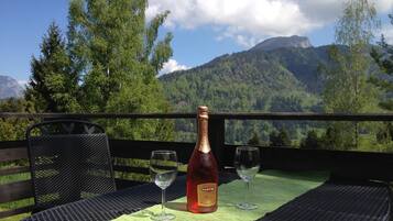 Classic Chalet, 2 Bedrooms | Balcony