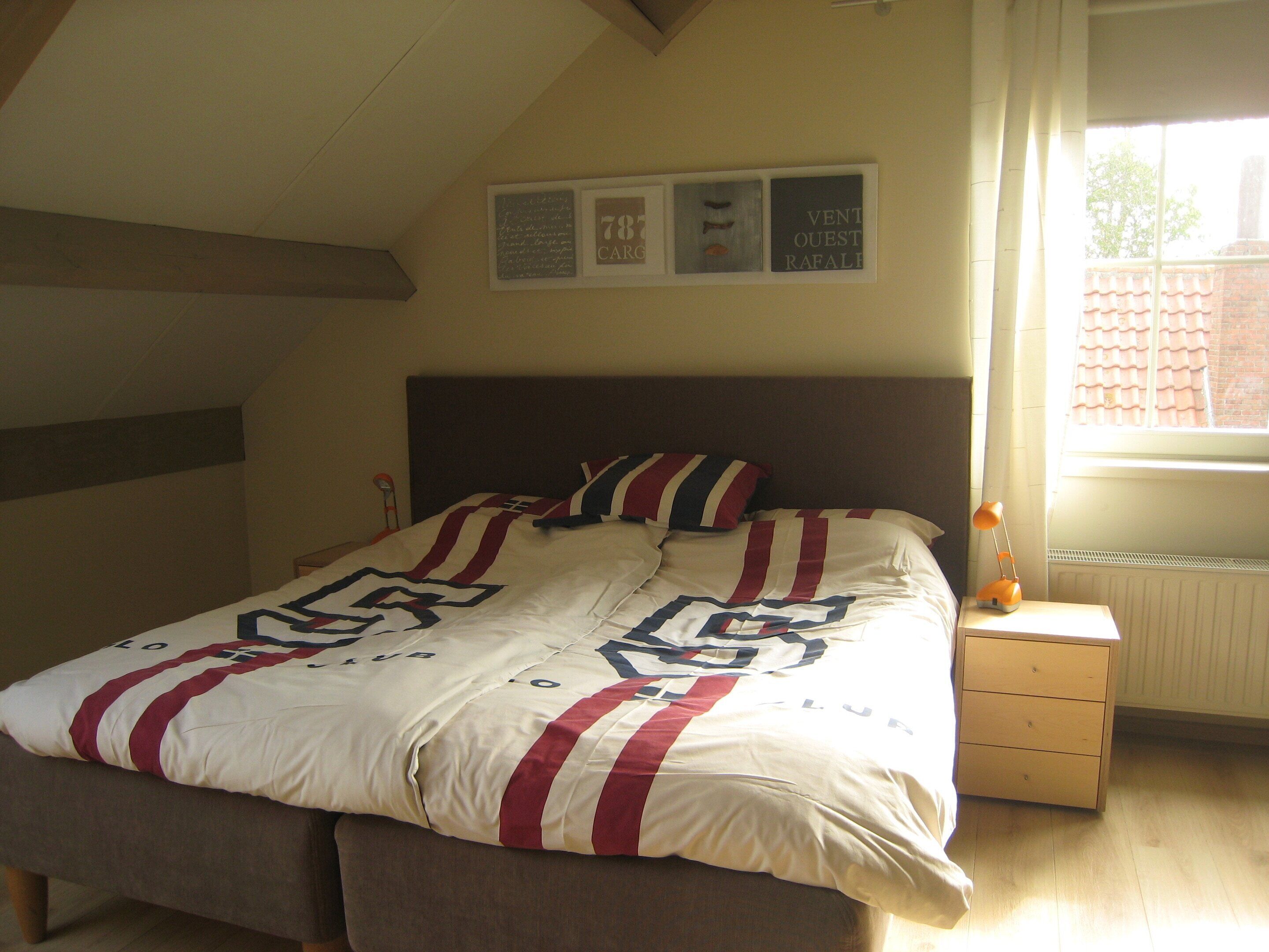 12 chambres, ameublement personnalisé