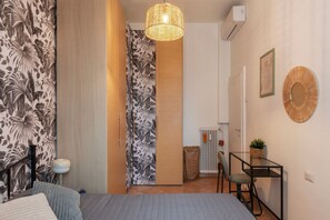 1 chambre, fer et planche à repasser, Wi-Fi, draps fournis