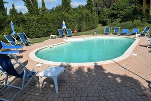 Piscina all'aperto