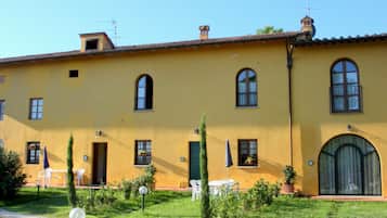 Deluxe House, 2 Bedrooms | Exterior