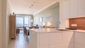 Apartment | Private kitchen - Apartment With Marina View (Ostend)