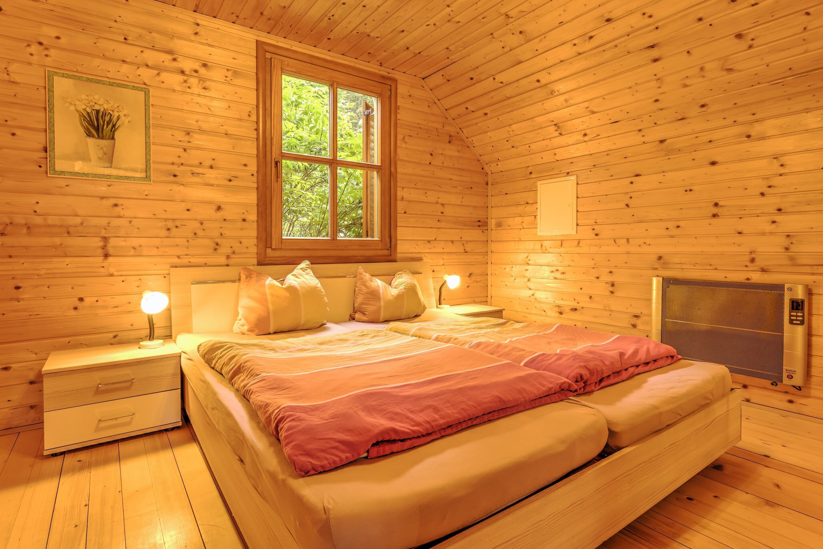 4 bedrooms, individually furnished