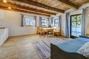 Appartement Deluxe, 2 chambres | Salle de séjour
