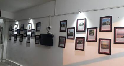 Raj Hotel
