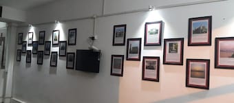 Raj Hotel