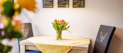 تناول الطعام