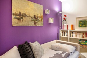 1 camera, Wi-Fi, lenzuola