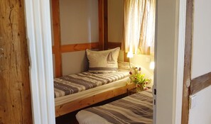 6 bedrooms, individually furnished