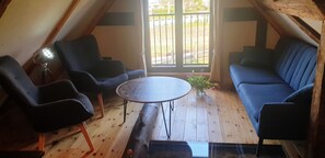 6 bedrooms, individually furnished - Holiday Home Monke's Kate Near Seabeach (Monkebude)