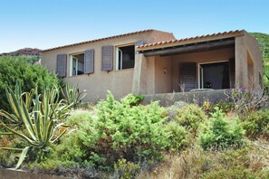 Exterior - Terraced House in Costa Paradiso With Terrace (Trinità d'Agultu e Vignola)