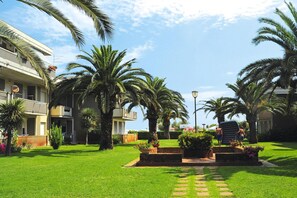 Classic Apartment, 1 Bedroom | Garden