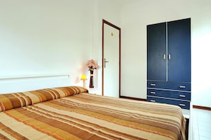 2 habitaciones y muebles diferentes