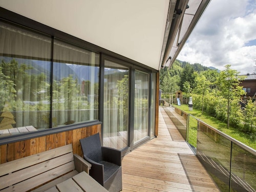 Modern apartment with balcony and access to sauna
