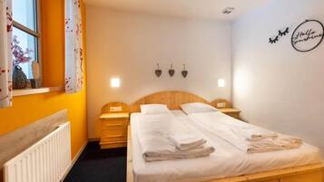 5 bedrooms, WiFi