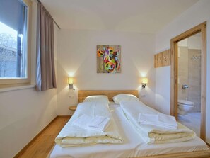 3 bedrooms, WiFi