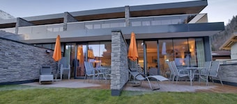 Apartment in Neukirchen by Ski Lift & Wellness