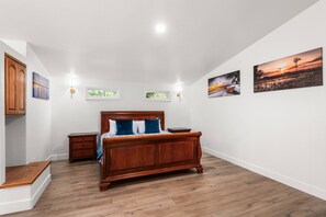 3 bedrooms, iron/ironing board, WiFi