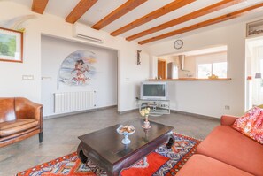 غرفة المعيشة