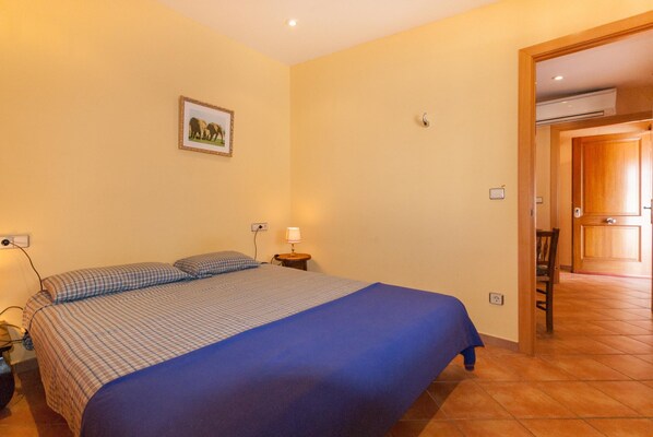 Comfort villa, 5 slaapkamers | 13 slaapkamers, individueel gemeubileerd, een strijkplank/strijkijzer