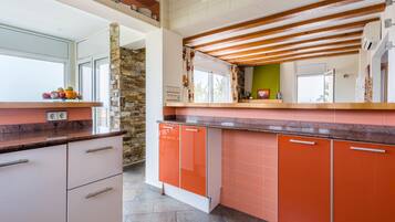 Classic Villa, 4 Bedrooms | Private kitchen | Fridge, microwave, oven, dishwasher