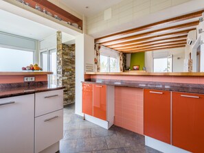 Classic Villa, 4 Bedrooms | Private kitchen | Fridge, microwave, oven, dishwasher