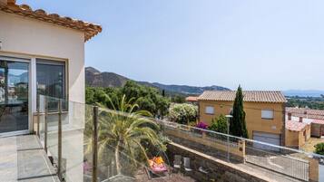 Comfort Apartment, 2 Bedrooms | Balcony