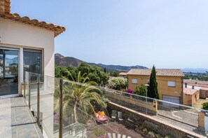 Apartamento Confort, 2 habitaciones | Balcón