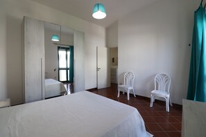 2 Schlafzimmer, Bügeleisen/Bügelbrett, Internetzugang, Bettwäsche