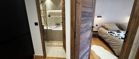 2 sovrum, strykjärn/strykbräda, resesäng och gratis wi-fi