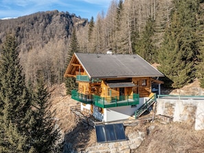 Exterior - Stunning private villa for 7 people with TV, terrace and pets allowed (Heiligenblut Am Großglockner)