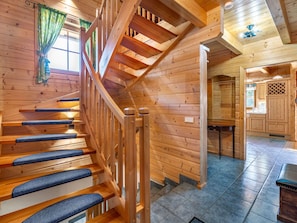 Interior - Stunning private villa for 7 people with TV, terrace and pets allowed (Heiligenblut Am Großglockner)