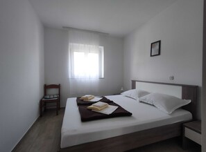 4 bedrooms, free WiFi