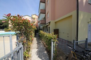 住宿地面