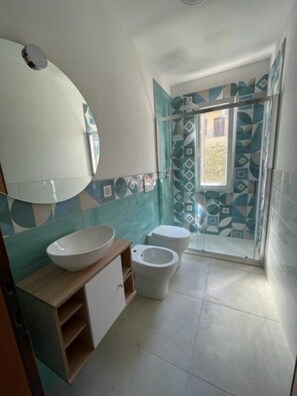 Shower - Flat with shared garden 200 mt from the sea (Rosolina Mare)