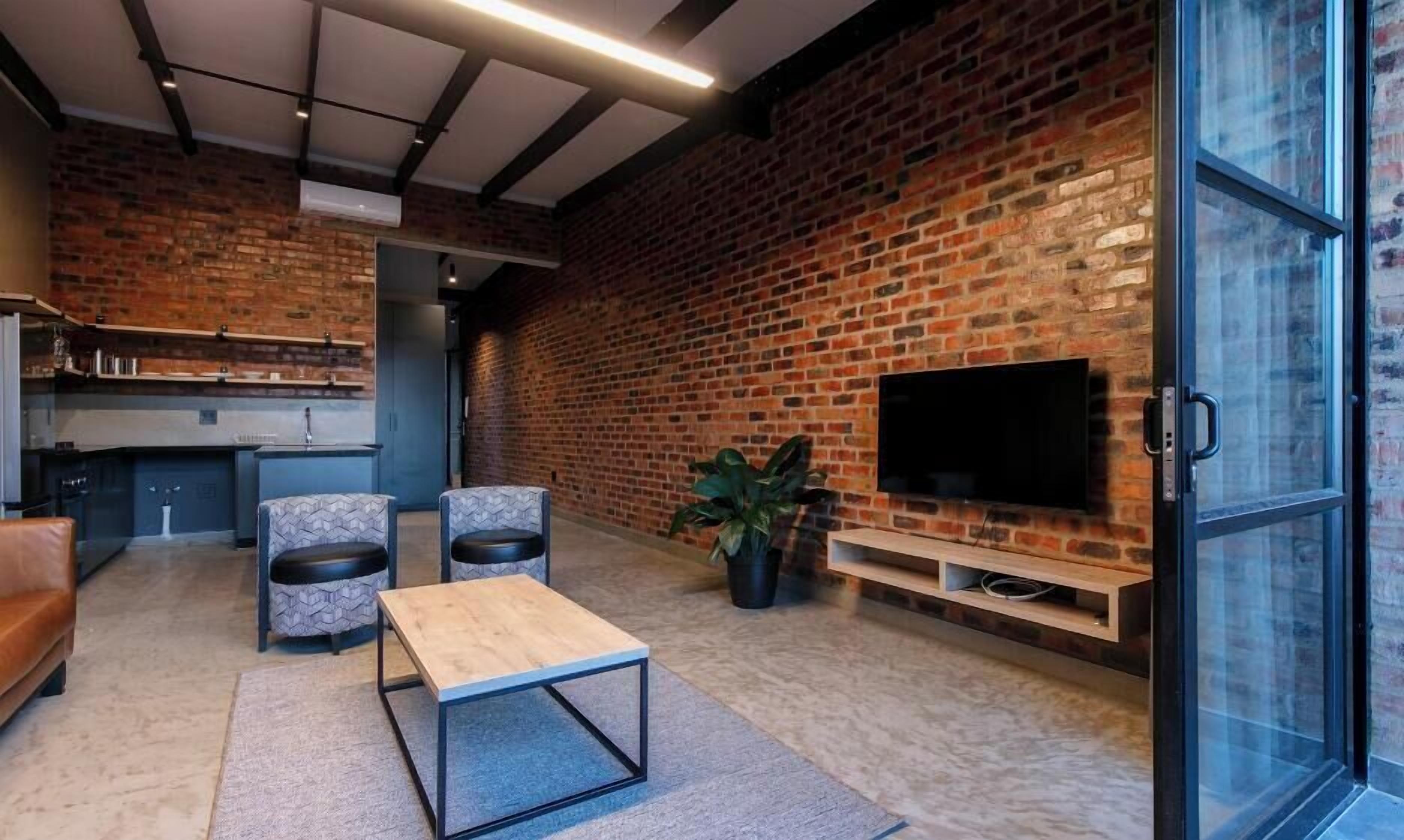 32-inch flat-screen TV with satellite channels