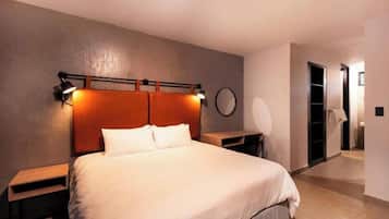 Apartment, 2 Bedrooms | Iron/ironing board, free WiFi